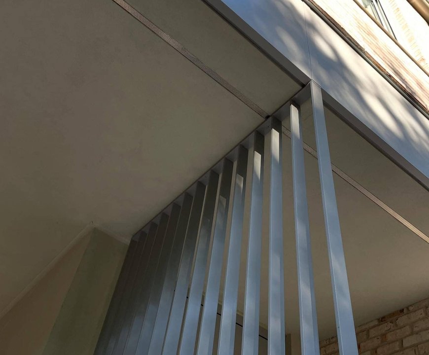 Metal privacy screen