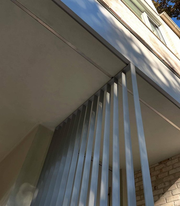 Metal privacy screen